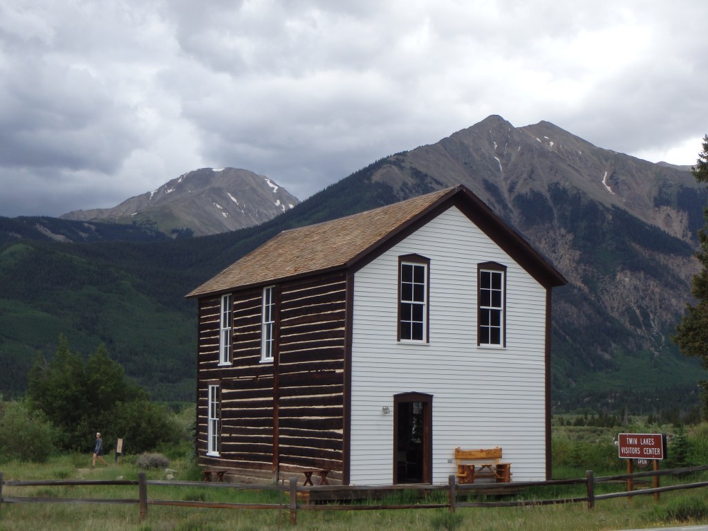 Twin Lakes Visitor Center