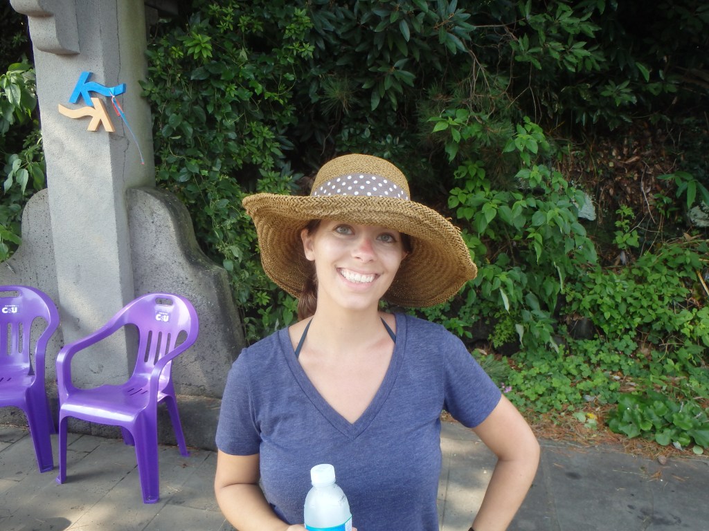 I had to buy a tourist hat because I left mine at home and my nose was already red. 