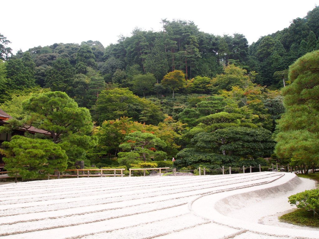 a dry sand garden called "The Sea of Silver Sand" 