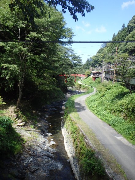 Back at Gokurakubashi