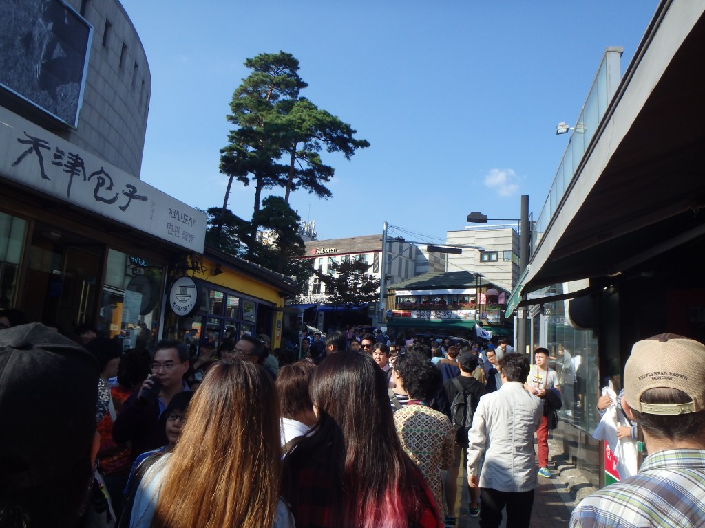 verrrry crowded street