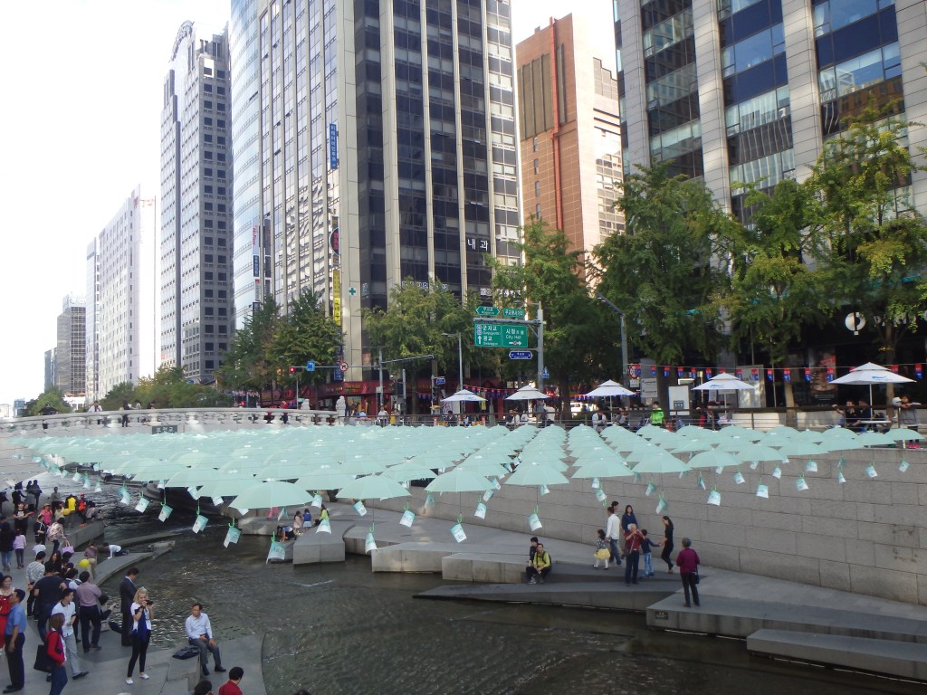 When we first passed by the stream on our way to the palace 