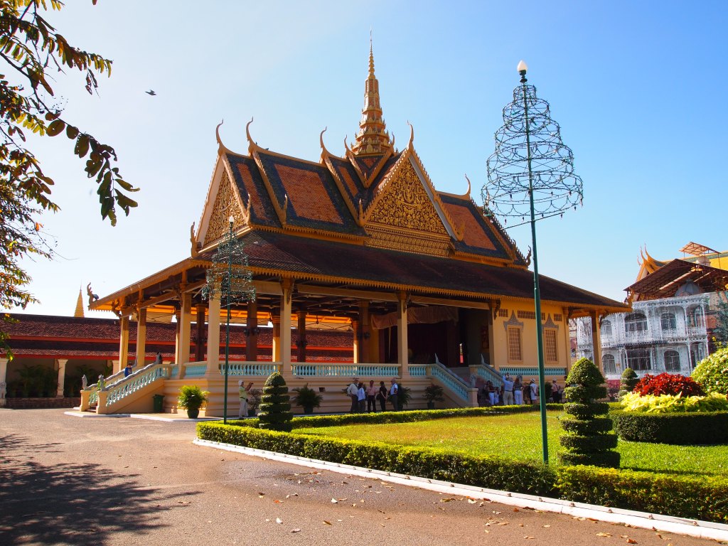 The grounds were still decorated for Christmas