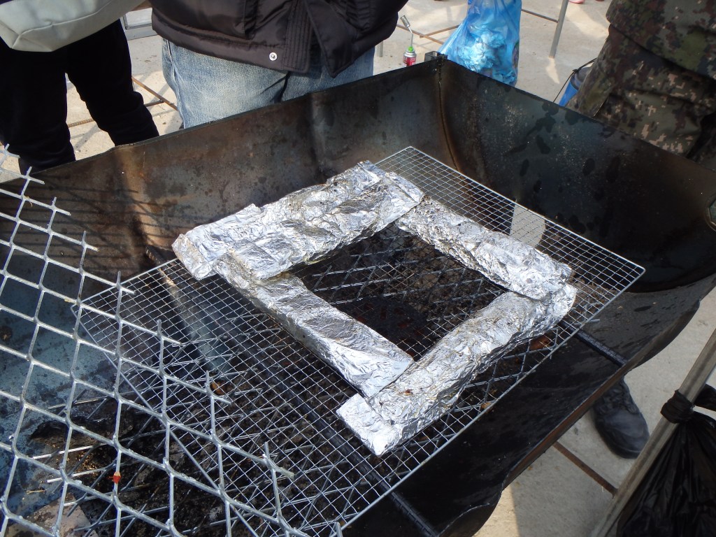 They set our fish on the grill and told us to wait 5 minutes before eating it