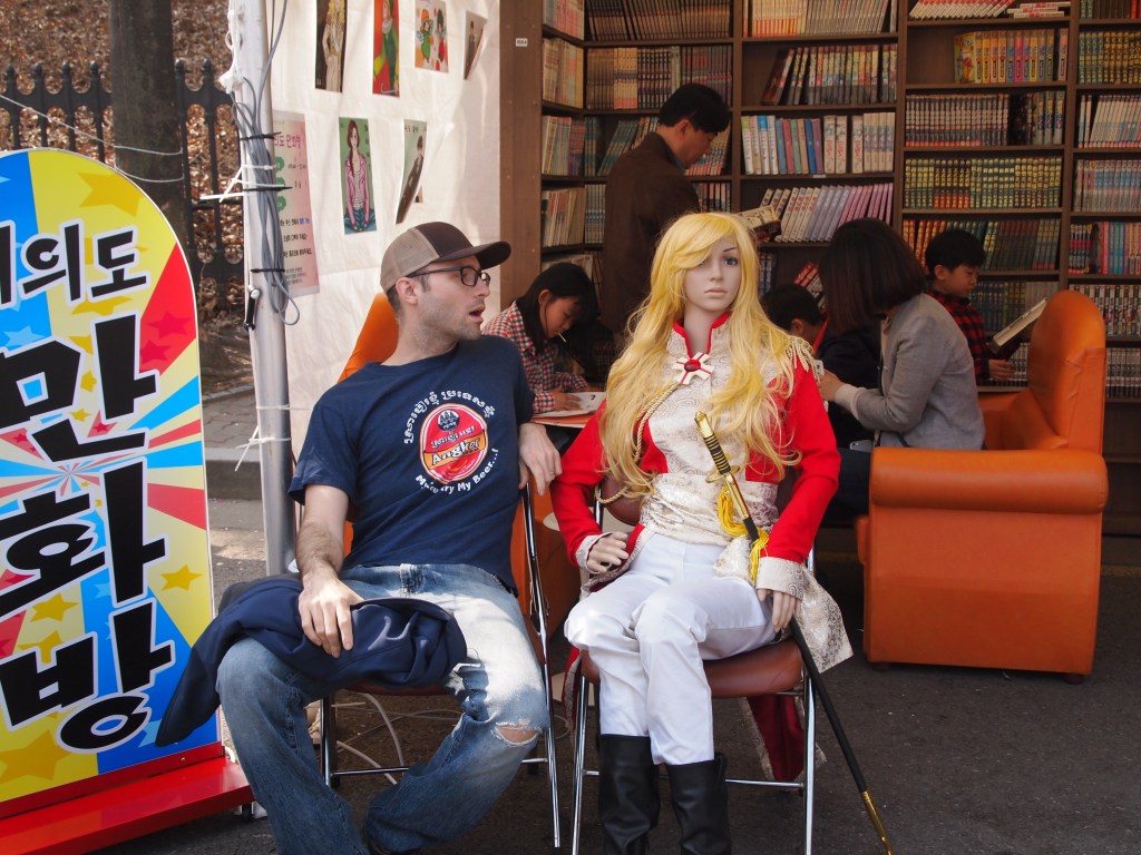 Zach chatting up a lady