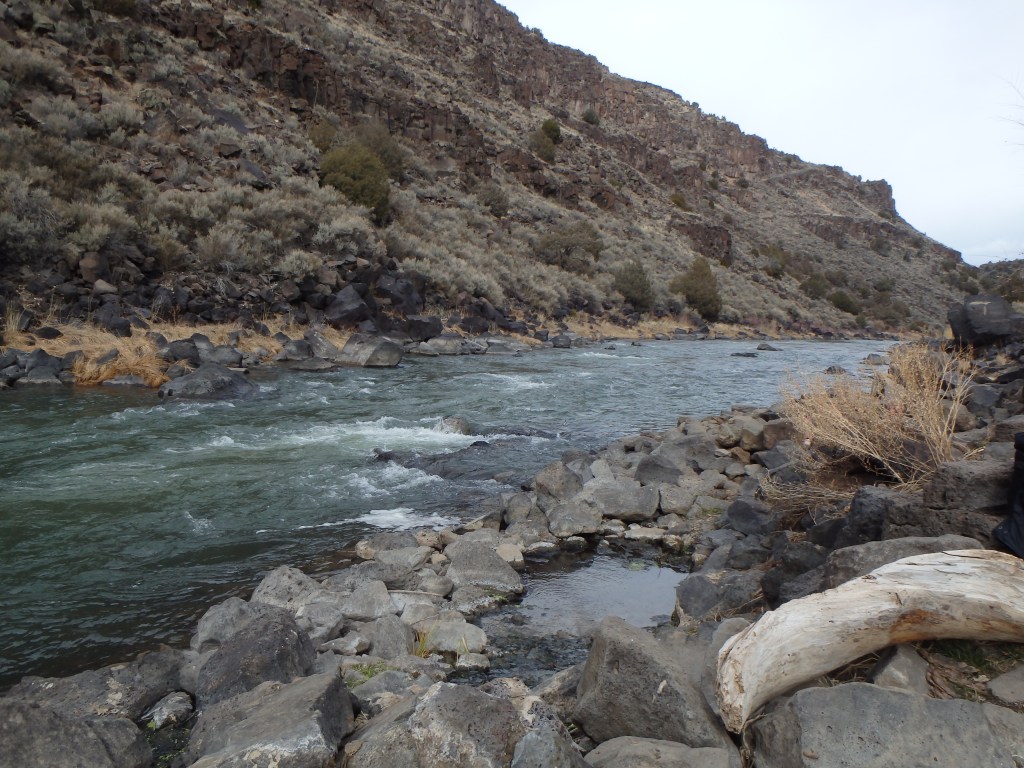 Another pool better protected from the wind
